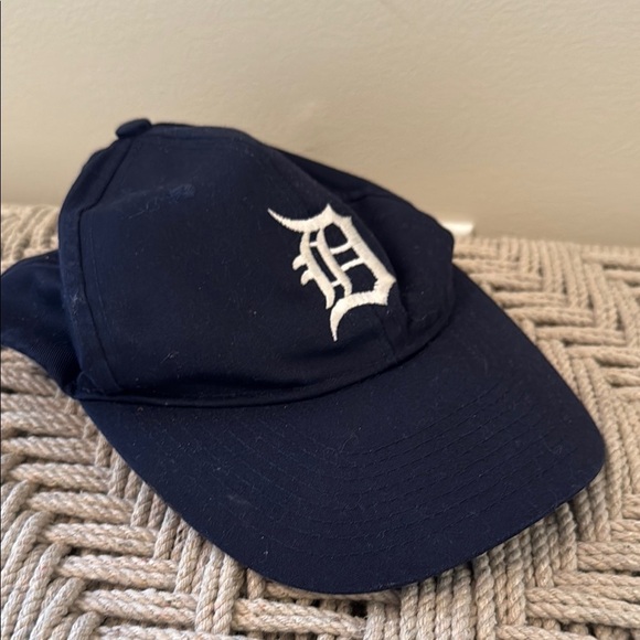 Detroit Tigers Kids Baseball Hat Cap Snapback Navy Blue White - Picture 2 of 4